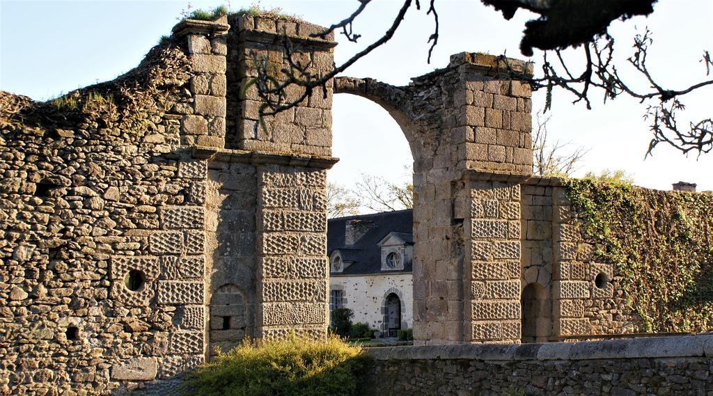 Chateau De La Chasse-Guerre Bed & Breakfast Hardanges Luaran gambar