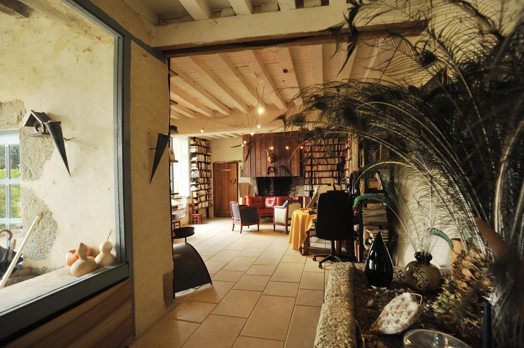 Chateau De La Chasse-Guerre Bed & Breakfast Hardanges Luaran gambar