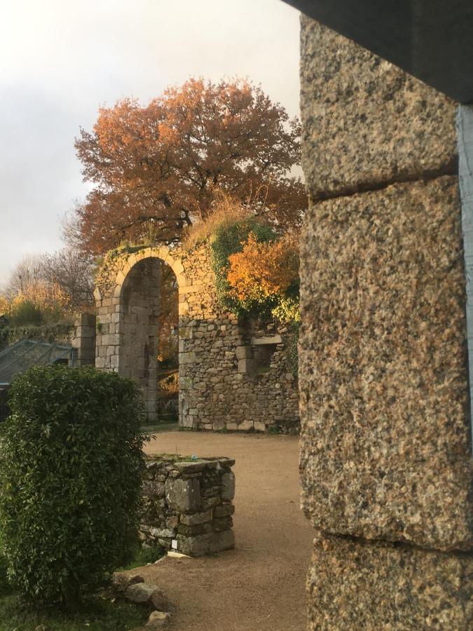Chateau De La Chasse-Guerre Bed & Breakfast Hardanges Luaran gambar