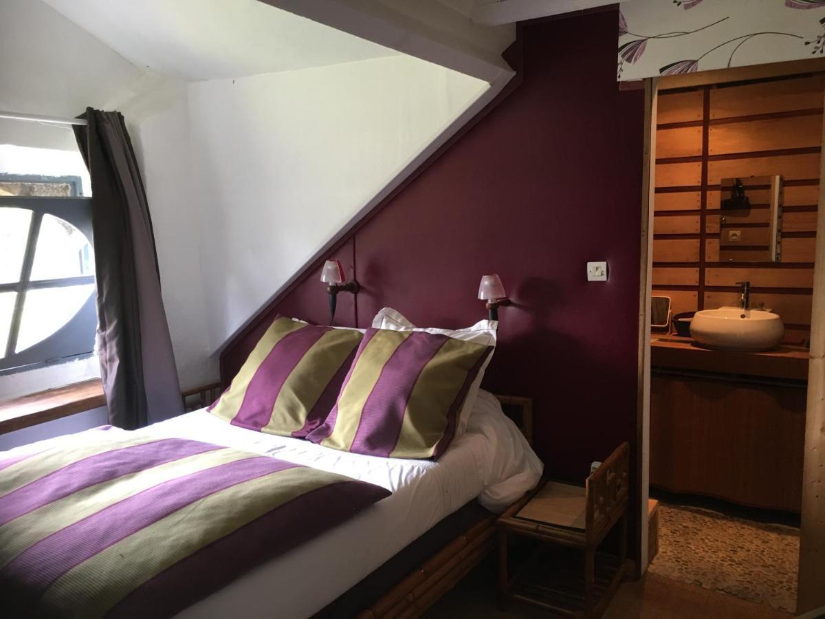 Chateau De La Chasse-Guerre Bed & Breakfast Hardanges Luaran gambar