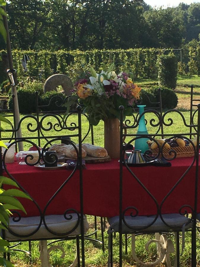 Chateau De La Chasse-Guerre Bed & Breakfast Hardanges Luaran gambar